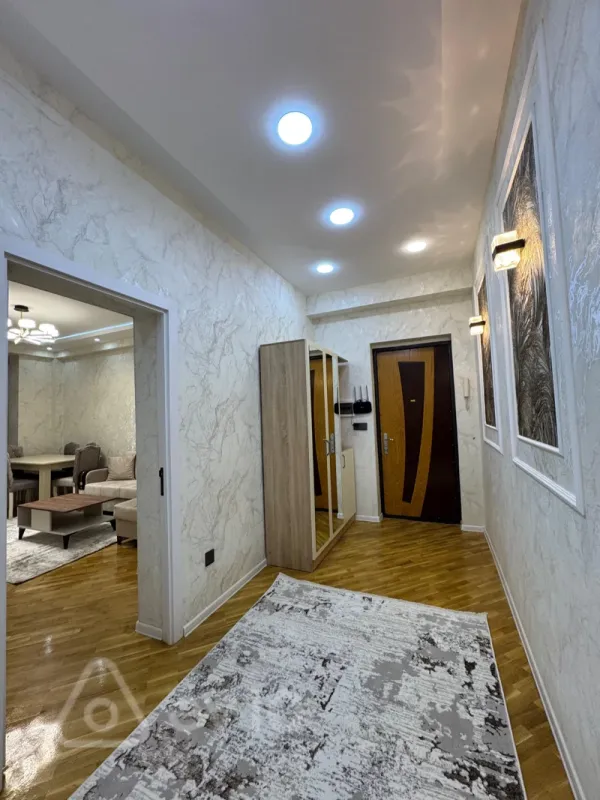 Kirayə verilir 3 otaqlı yeni tikili 65 m²