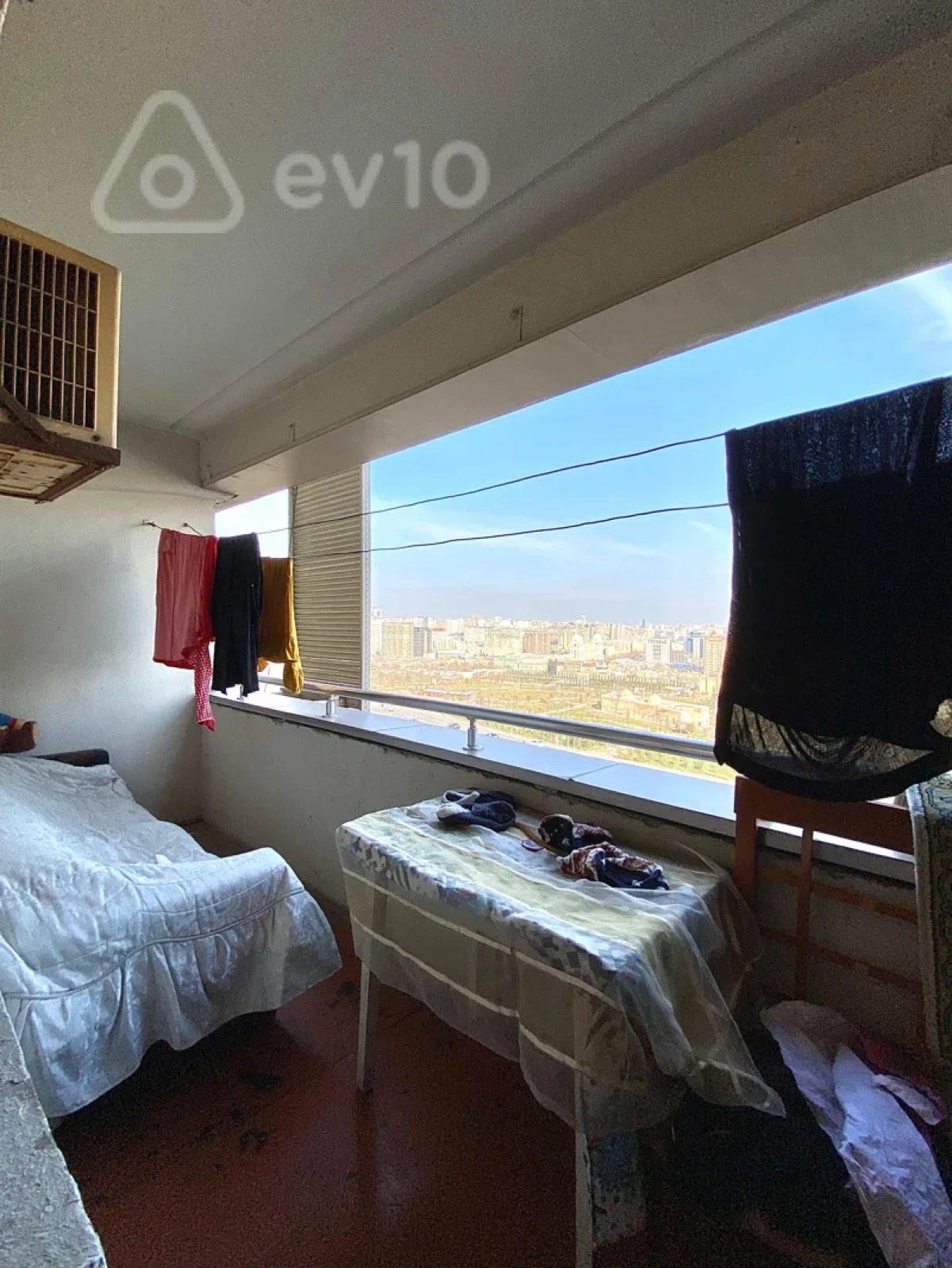 Satılır 3 otaqlı köhnə tikili 80 m²