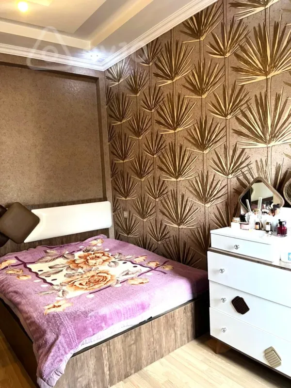 Kirayə verilir 2 otaqlı köhnə tikili 50 m²