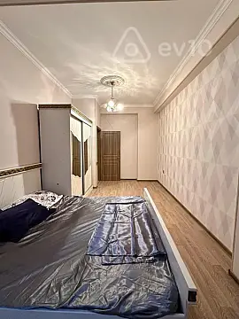 Satılır 2 otaqlı yeni tikili 70 m²
