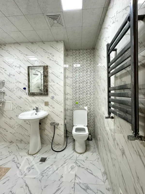 Satılır 2 otaqlı yeni tikili 70 m²