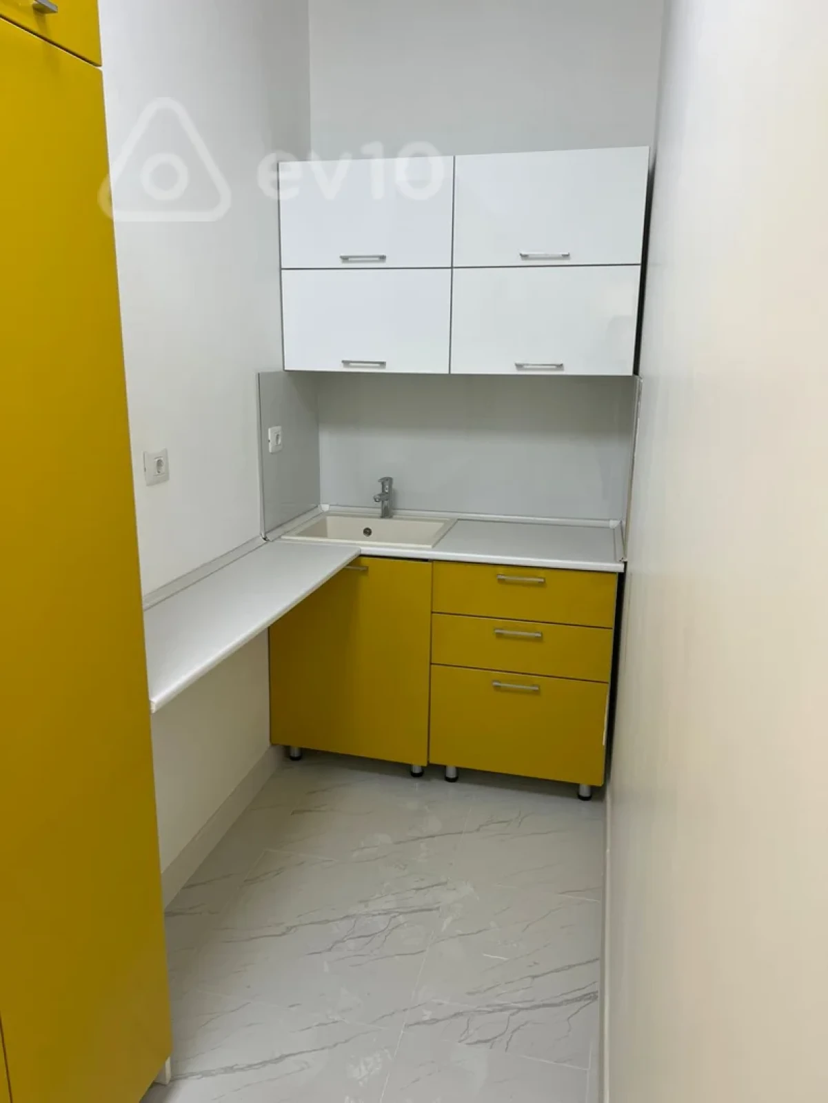 Kirayə verilir mənzil 95 m²