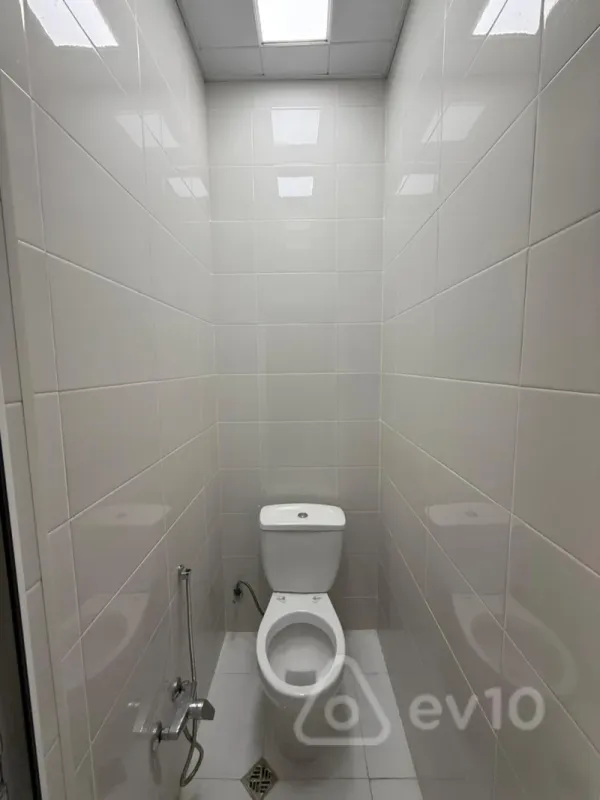 Kirayə verilir 7 otaqlı ofis 150 m²