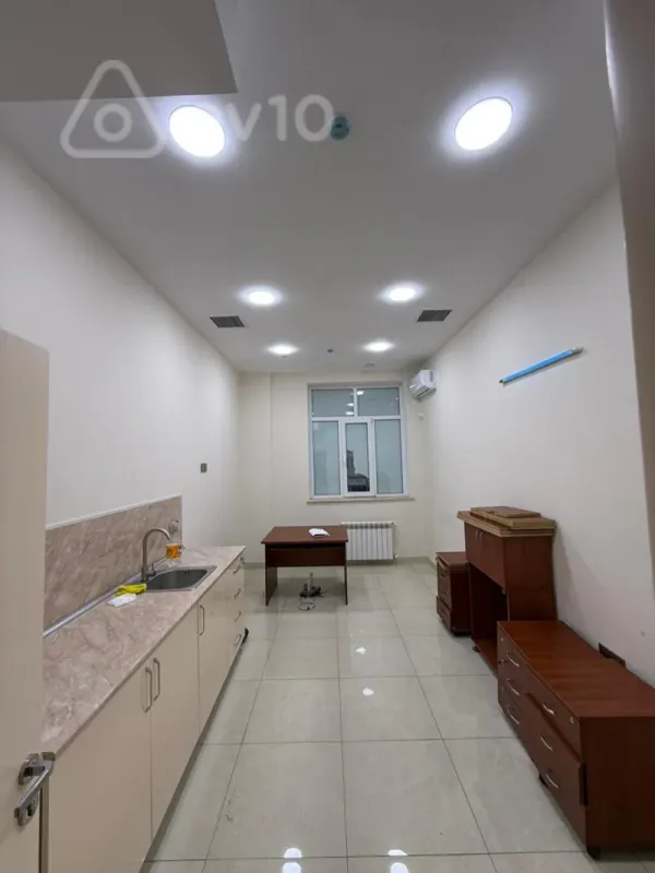 Kirayə verilir 7 otaqlı ofis 150 m²