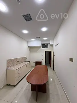 Kirayə verilir 7 otaqlı ofis 150 m²