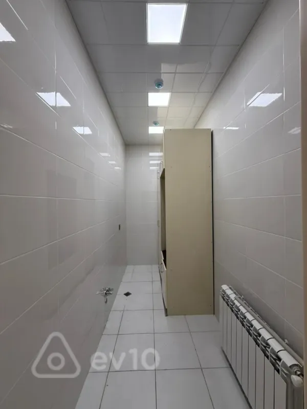 Kirayə verilir 7 otaqlı ofis 150 m²
