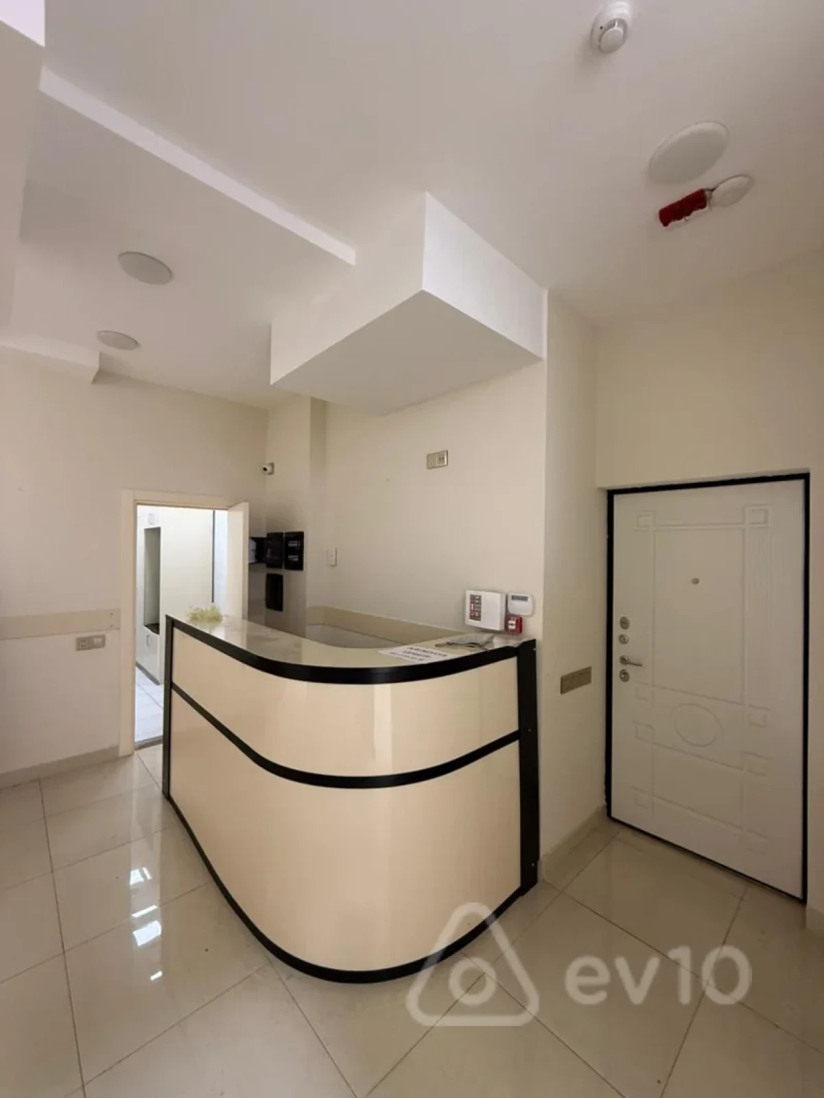 Kirayə verilir 7 otaqlı ofis 150 m²