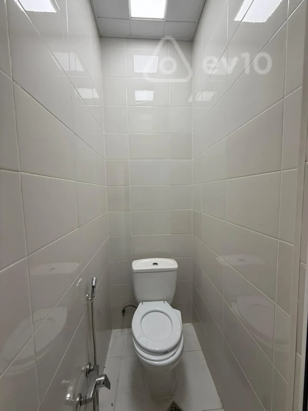 Kirayə verilir 7 otaqlı ofis 150 m²