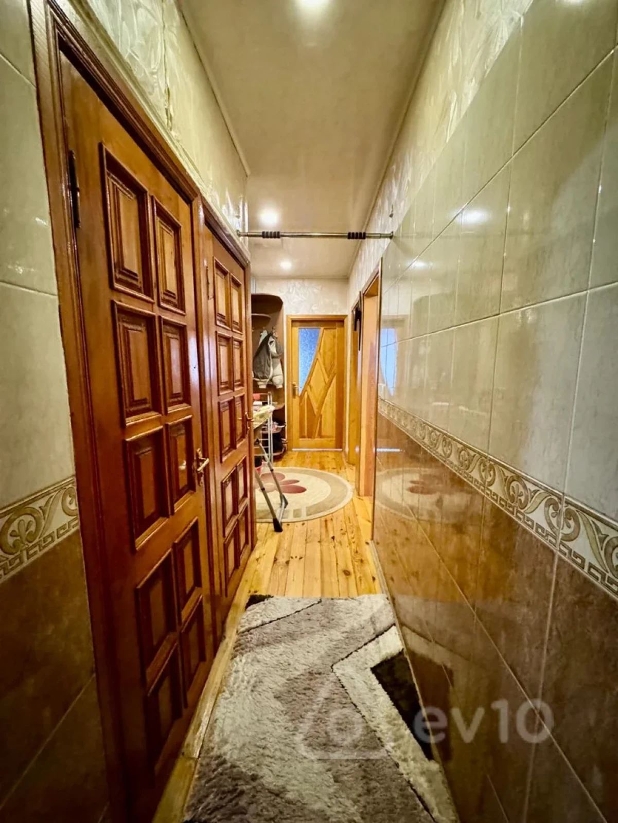 Satılır 4 otaqlı yeni tikili 120 m²