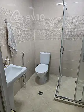 Kirayə verilir 1 otaqlı yeni tikili 42 m²