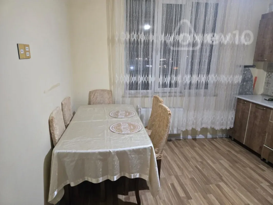 Kirayə verilir 1 otaqlı yeni tikili 42 m²