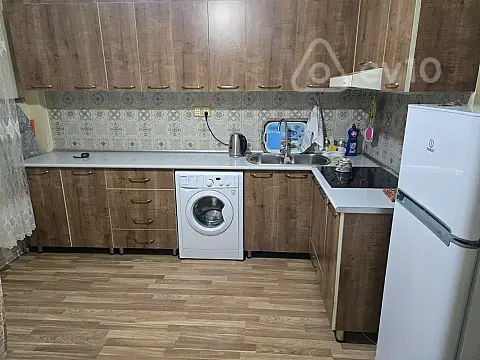 Kirayə verilir 1 otaqlı yeni tikili 42 m²