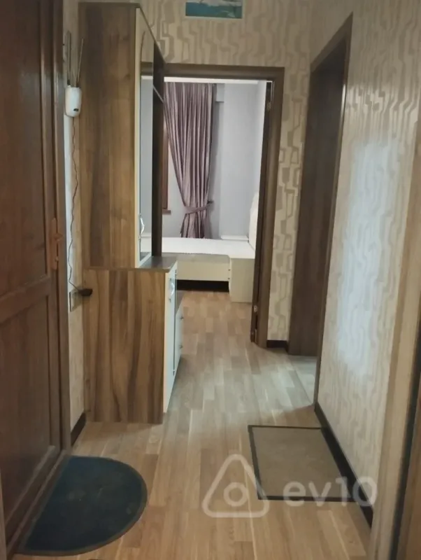 Kirayə verilir 2 otaqlı yeni tikili 45 m²