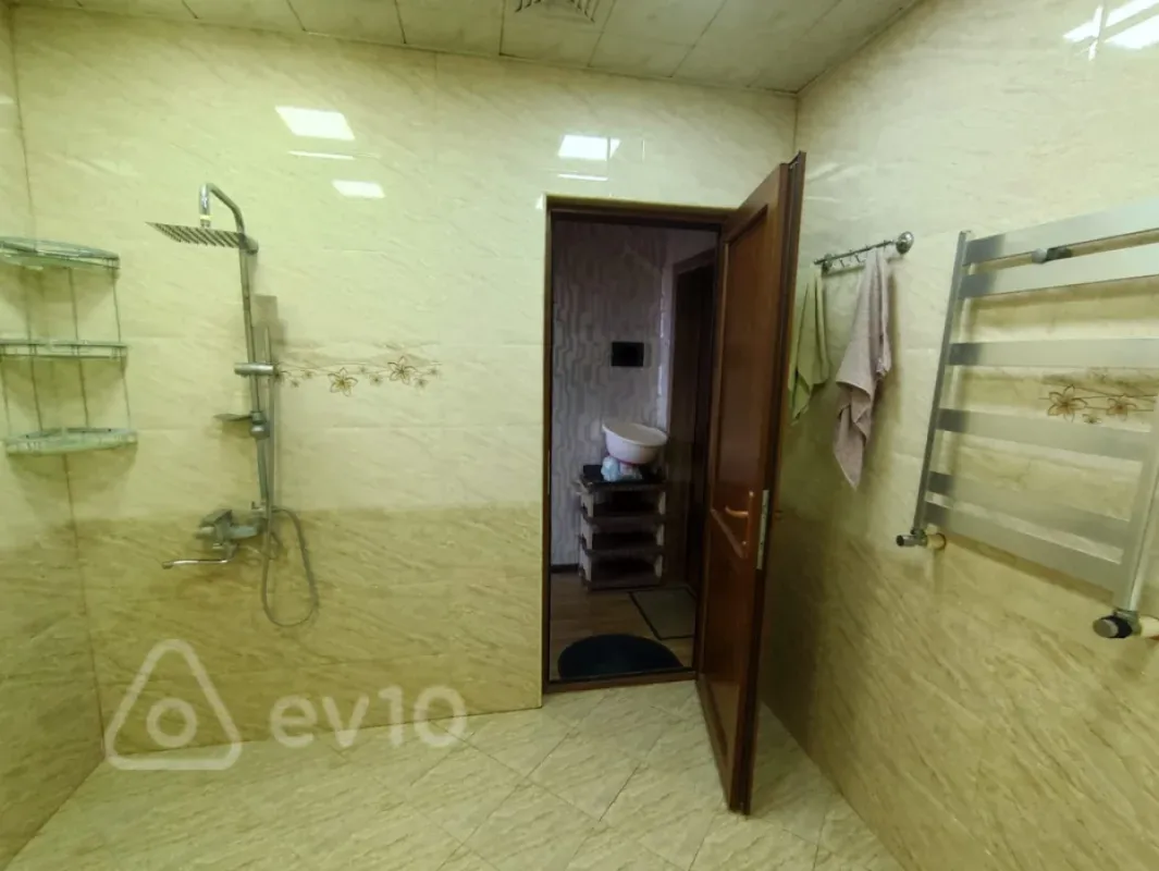 Kirayə verilir 2 otaqlı yeni tikili 45 m²