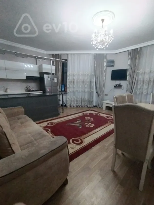 Kirayə verilir 2 otaqlı yeni tikili 55 m²