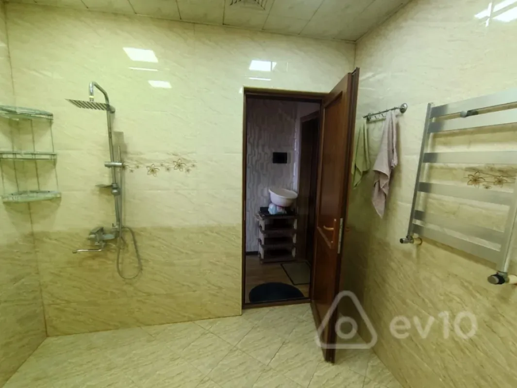 Kirayə verilir 2 otaqlı yeni tikili 55 m²