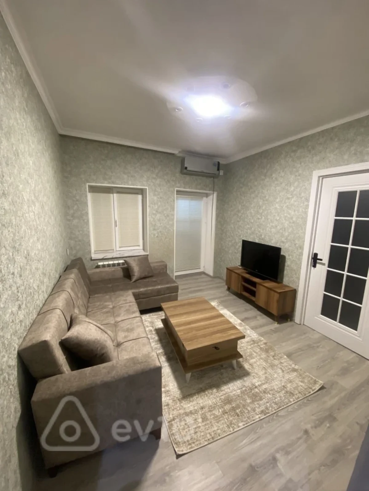 Kirayə verilir 2 otaqlı yeni tikili 35 m²