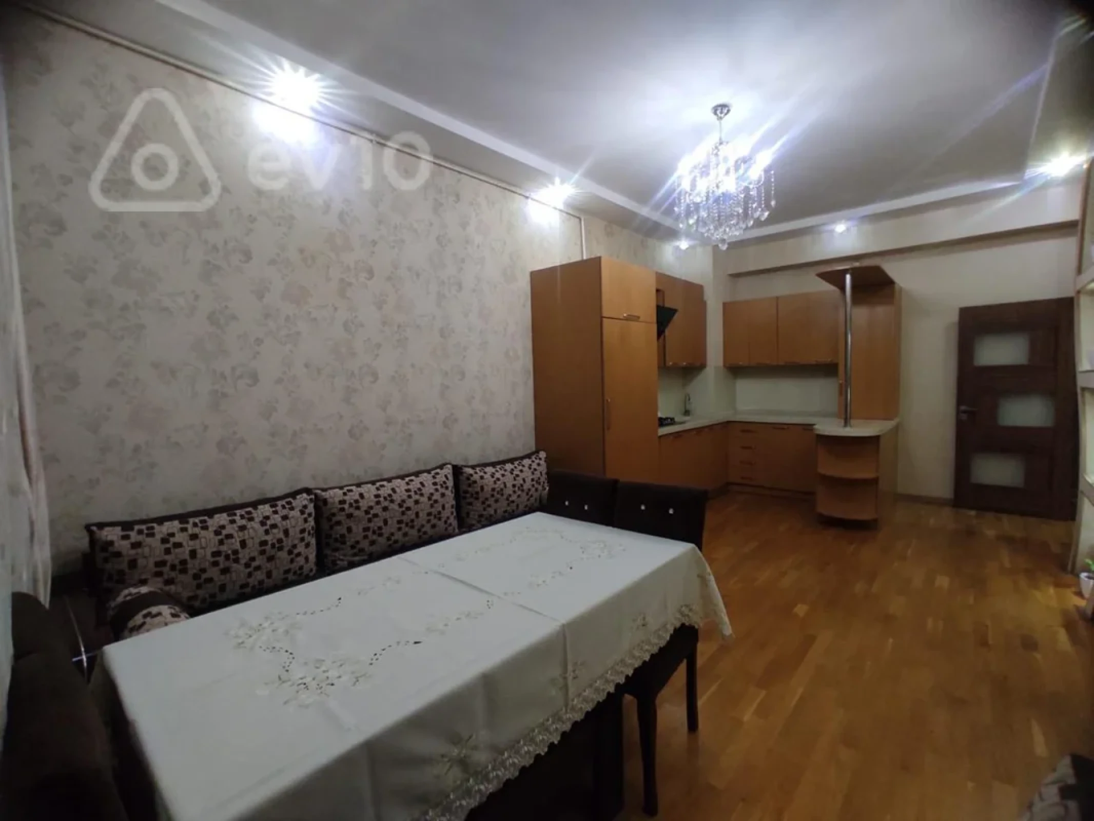 Kirayə verilir 2 otaqlı yeni tikili 67 m²