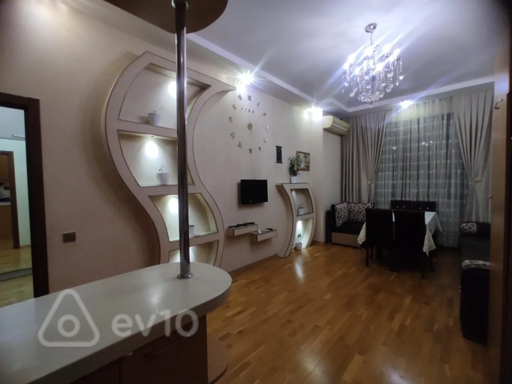 Kirayə verilir 2 otaqlı yeni tikili 67 m²