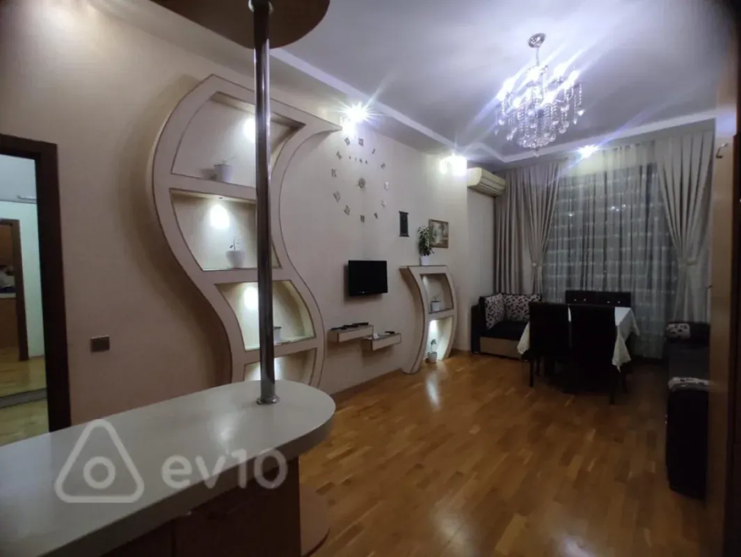 Kirayə verilir 2 otaqlı yeni tikili 67 m²