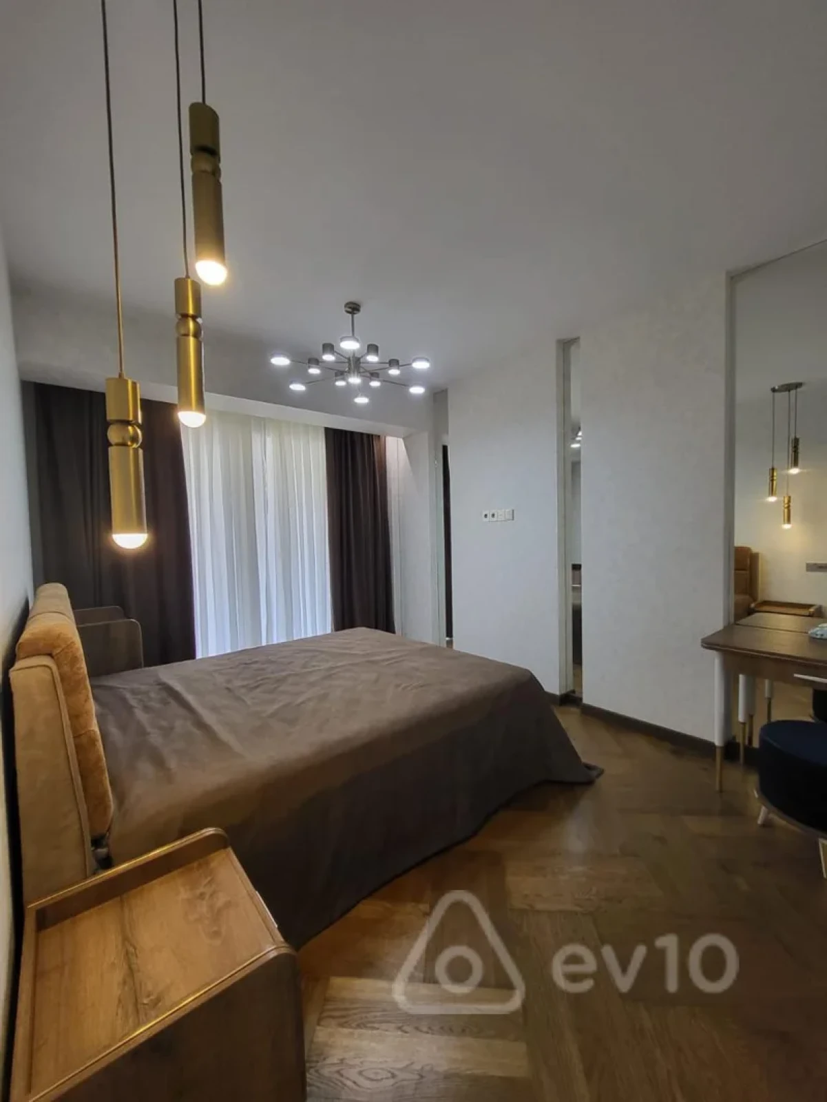 Kirayə verilir 2 otaqlı yeni tikili 100 m²