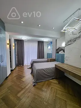 Kirayə verilir 2 otaqlı yeni tikili 100 m²