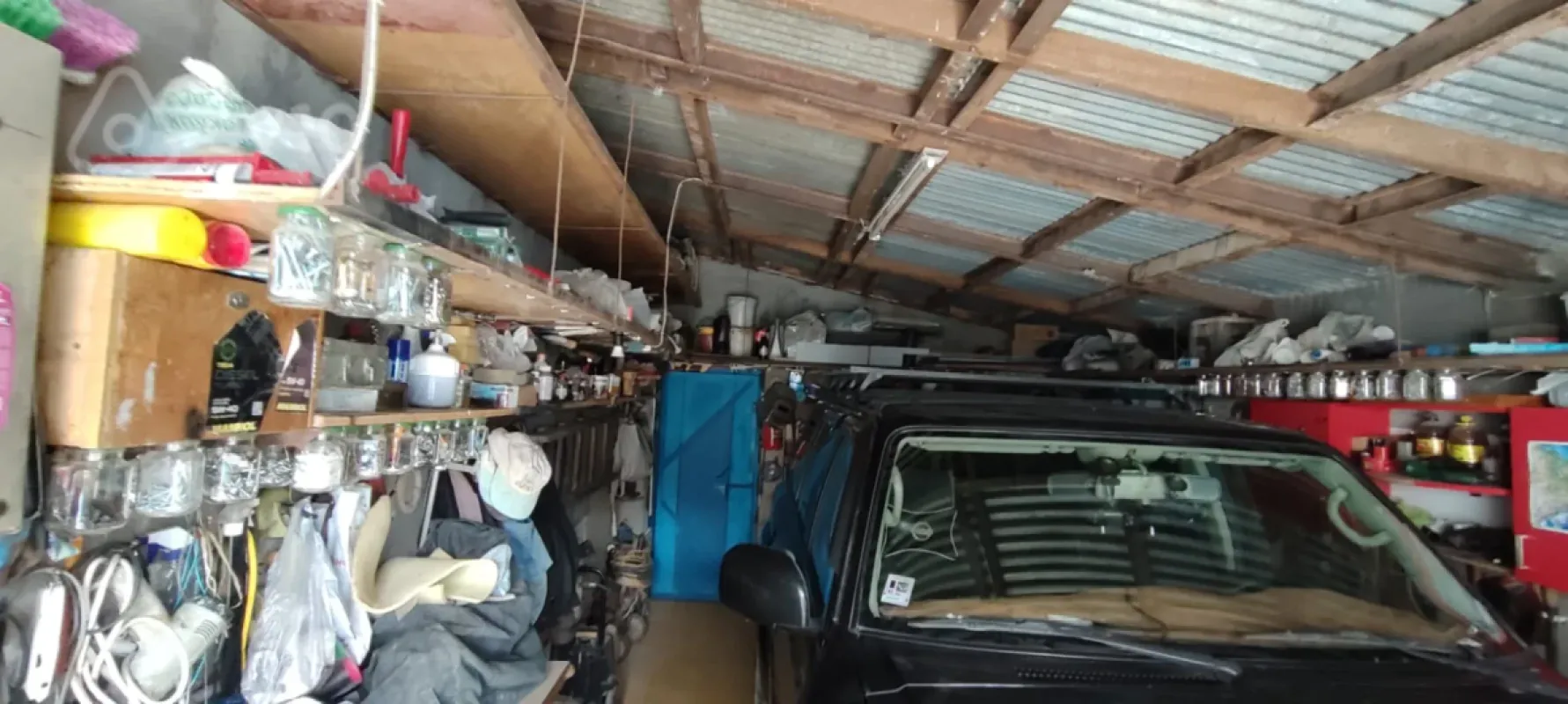 Satılır 8 otaqlı həyət evi 200 m²