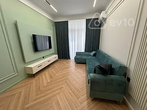 Kirayə verilir 3 otaqlı yeni tikili 115 m²