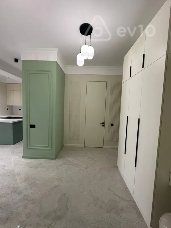 Kirayə verilir 3 otaqlı yeni tikili 115 m²