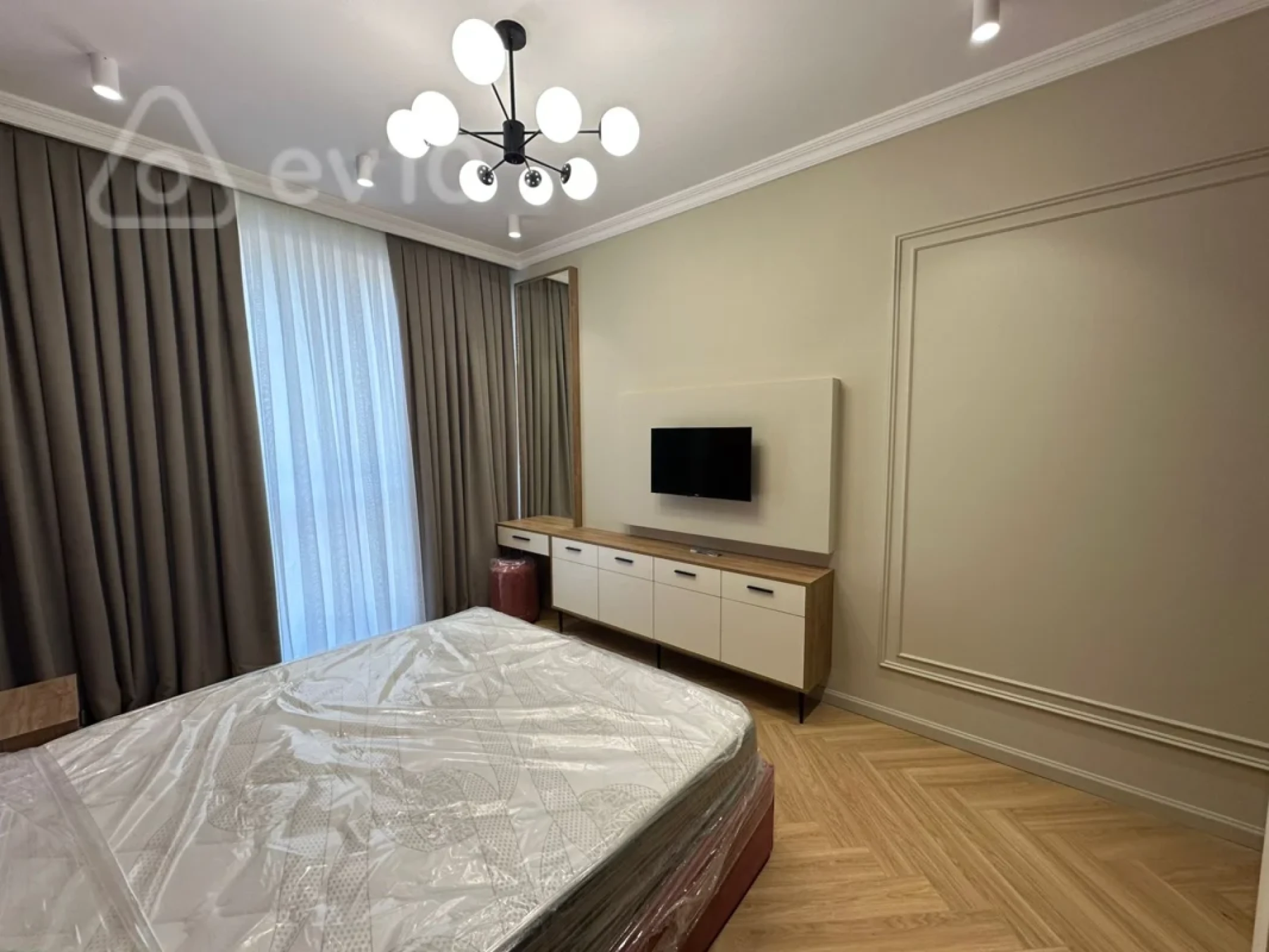 Kirayə verilir 3 otaqlı yeni tikili 115 m²