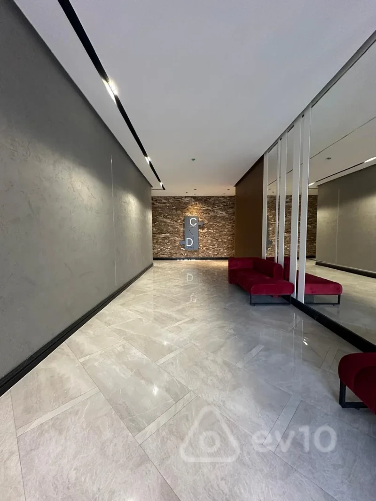 Kirayə verilir 3 otaqlı yeni tikili 115 m²