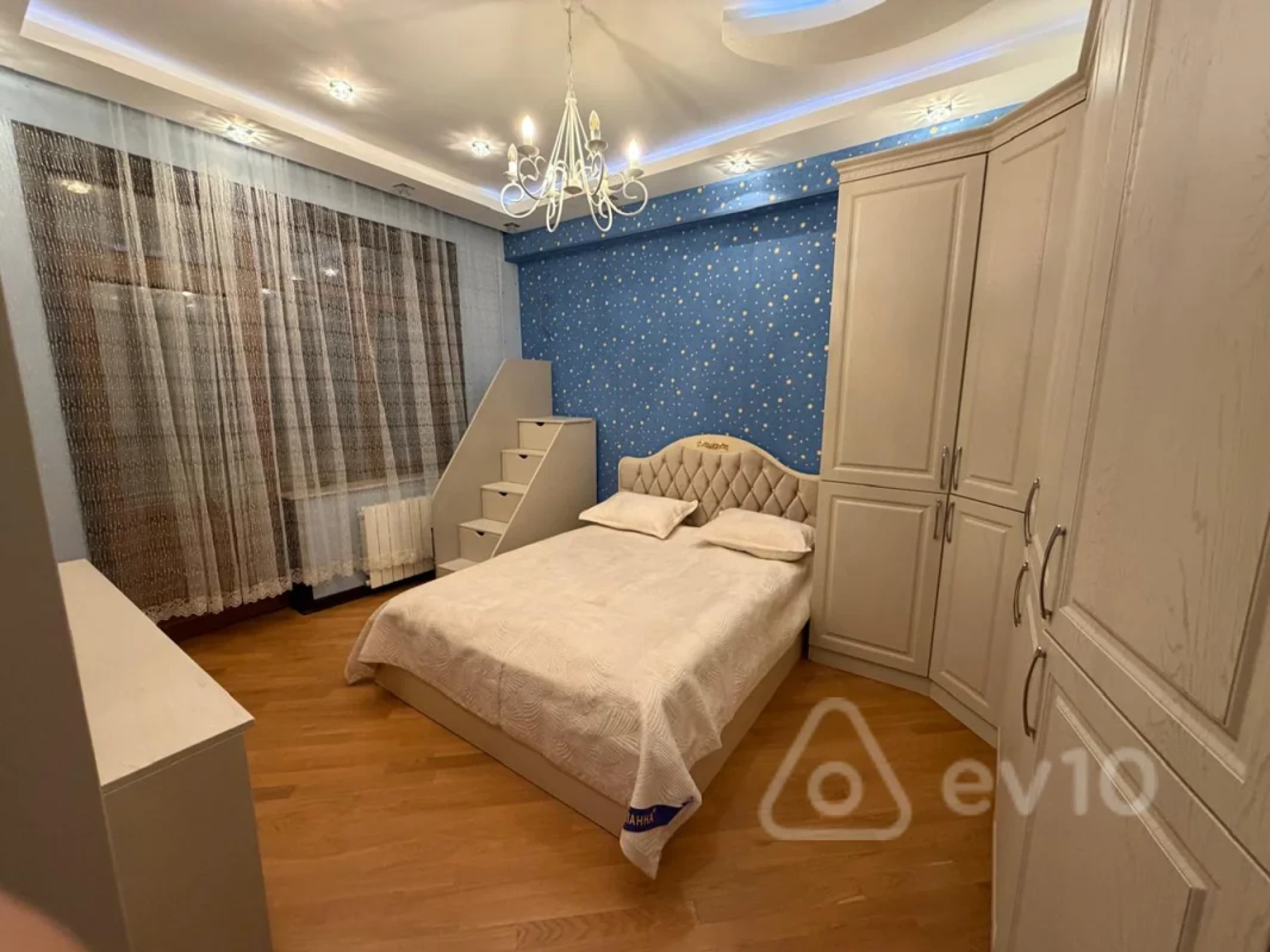 Kirayə verilir 3 otaqlı yeni tikili 125 m²