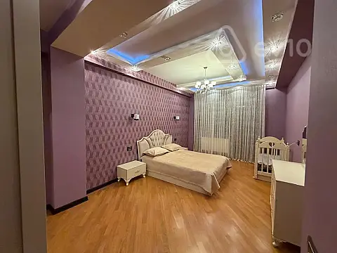 Kirayə verilir 3 otaqlı yeni tikili 125 m²