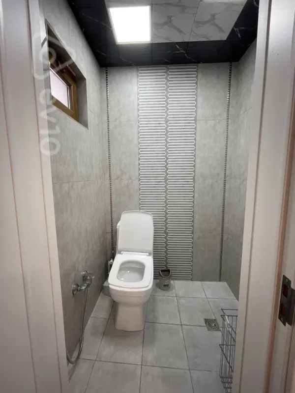 Satılır 4 otaqlı həyət evi 200 m²