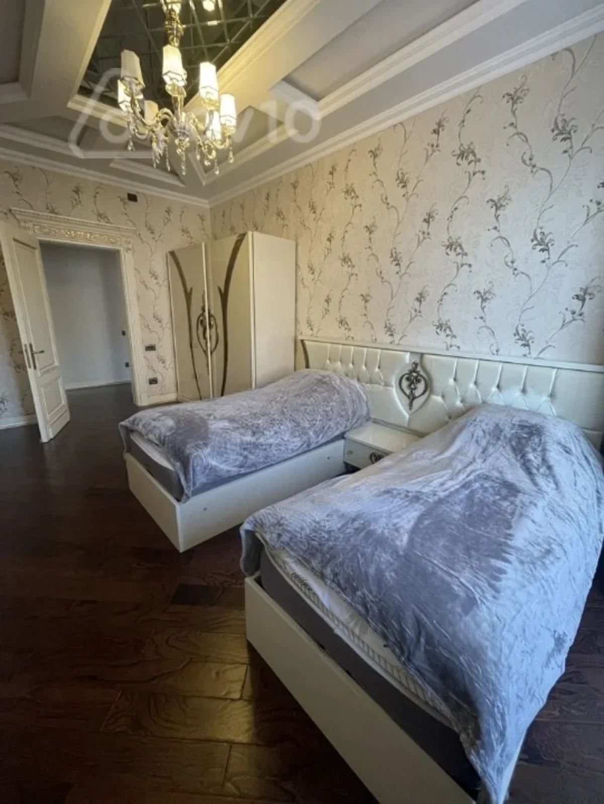 Kirayə verilir 3 otaqlı yeni tikili 153 m²