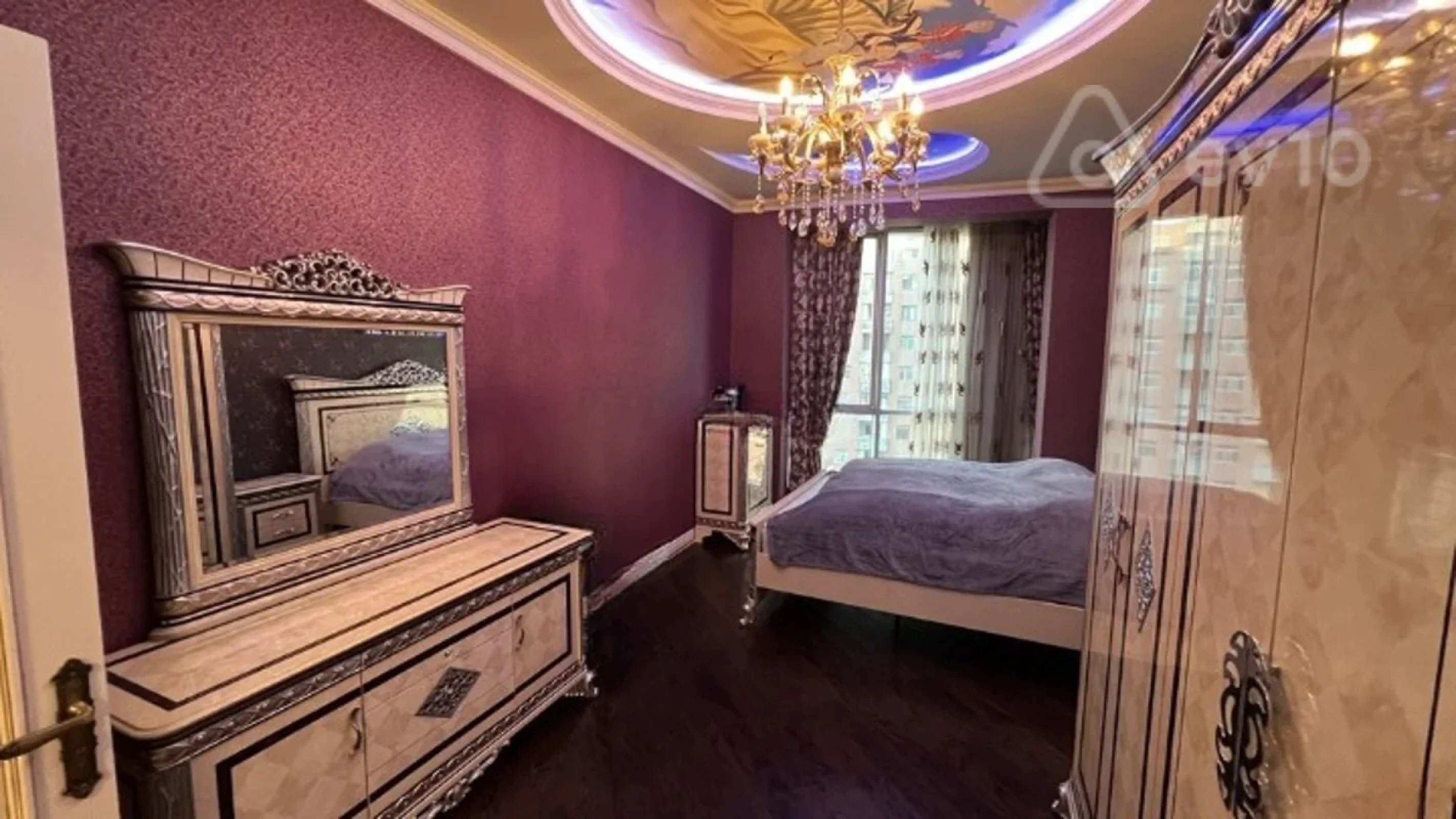 Kirayə verilir 3 otaqlı yeni tikili 153 m²