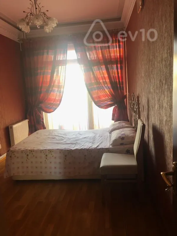 Kirayə verilir 2 otaqlı yeni tikili 67 m²