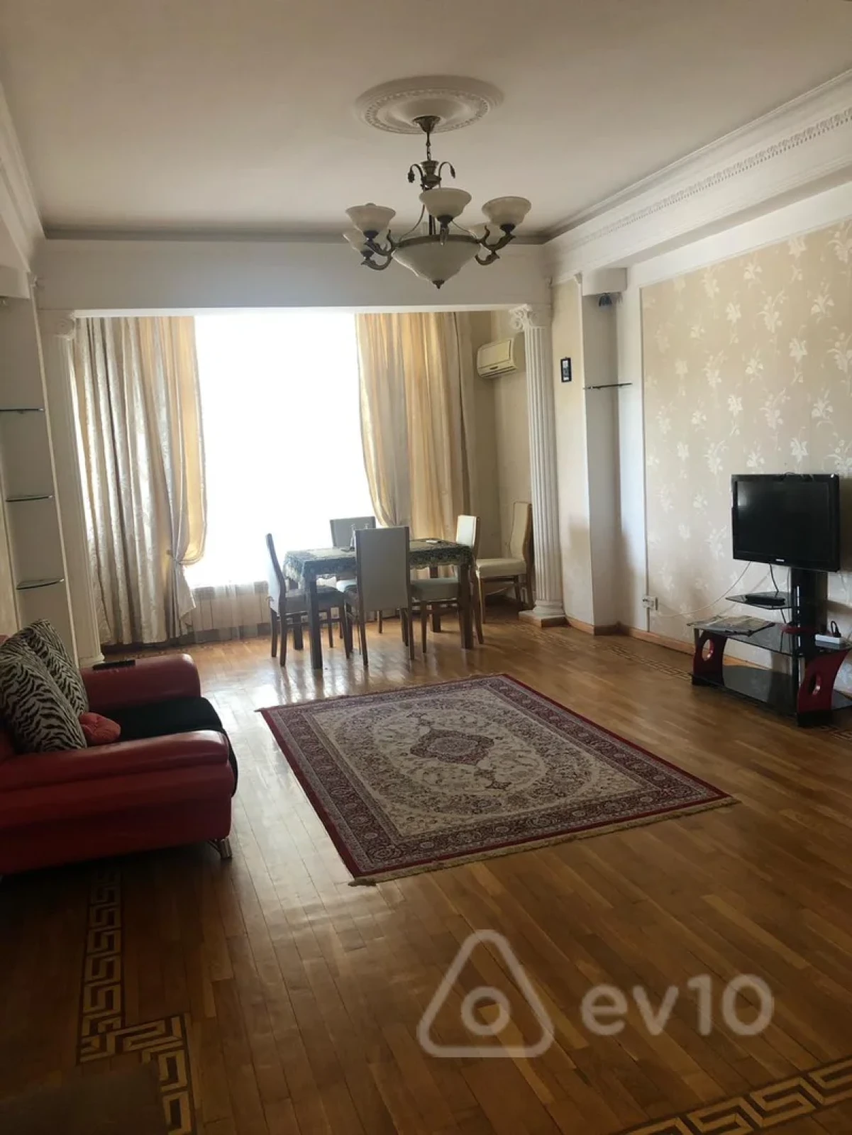 Kirayə verilir 2 otaqlı yeni tikili 67 m²