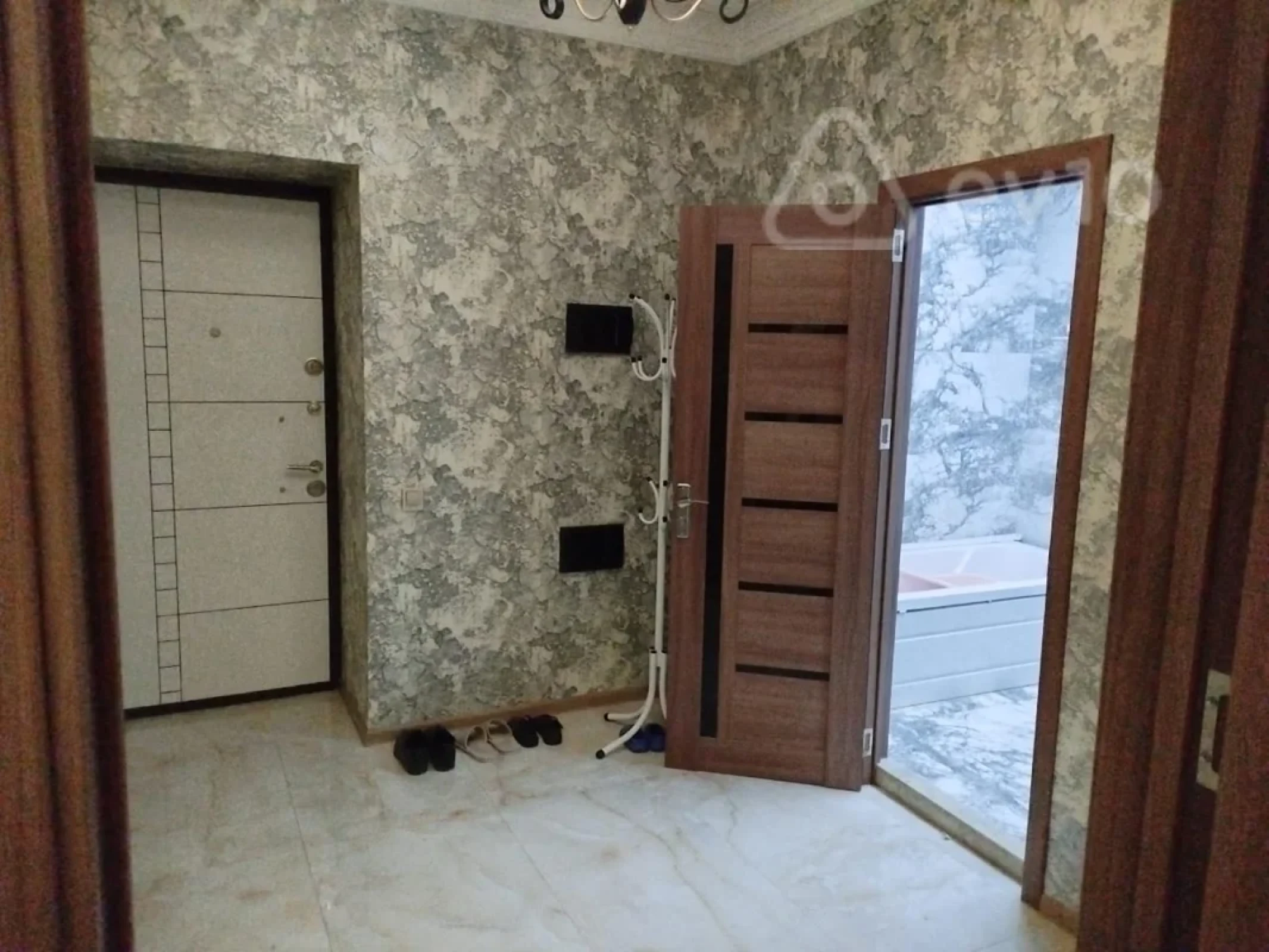 Kirayə verilir 2 otaqlı yeni tikili 64 m²