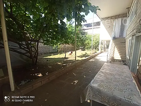 Satılır 7 otaqlı həyət evi 180 m² — Şamaxı 7 otaq 180.00 m²