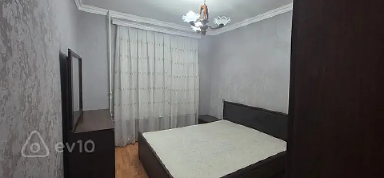Kirayə verilir 3 otaqlı köhnə tikili 80 m²