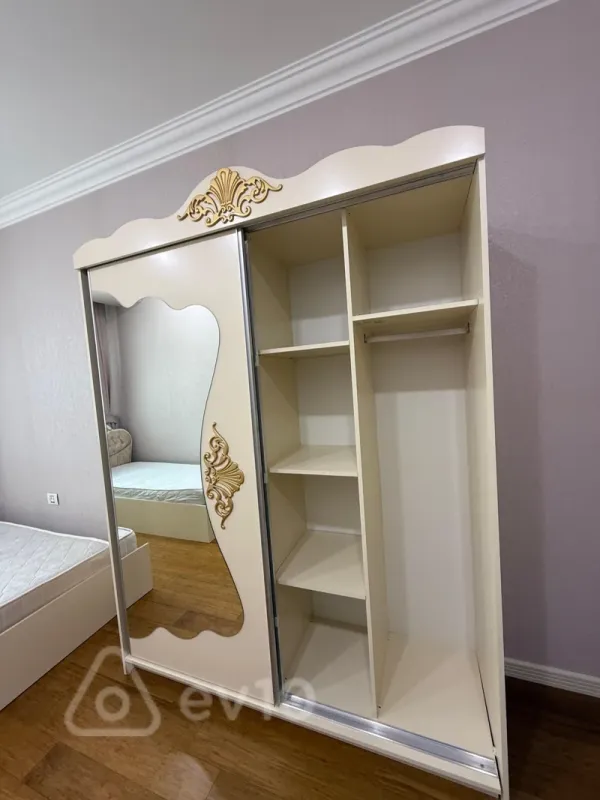 Kirayə verilir 3 otaqlı yeni tikili 90 m²