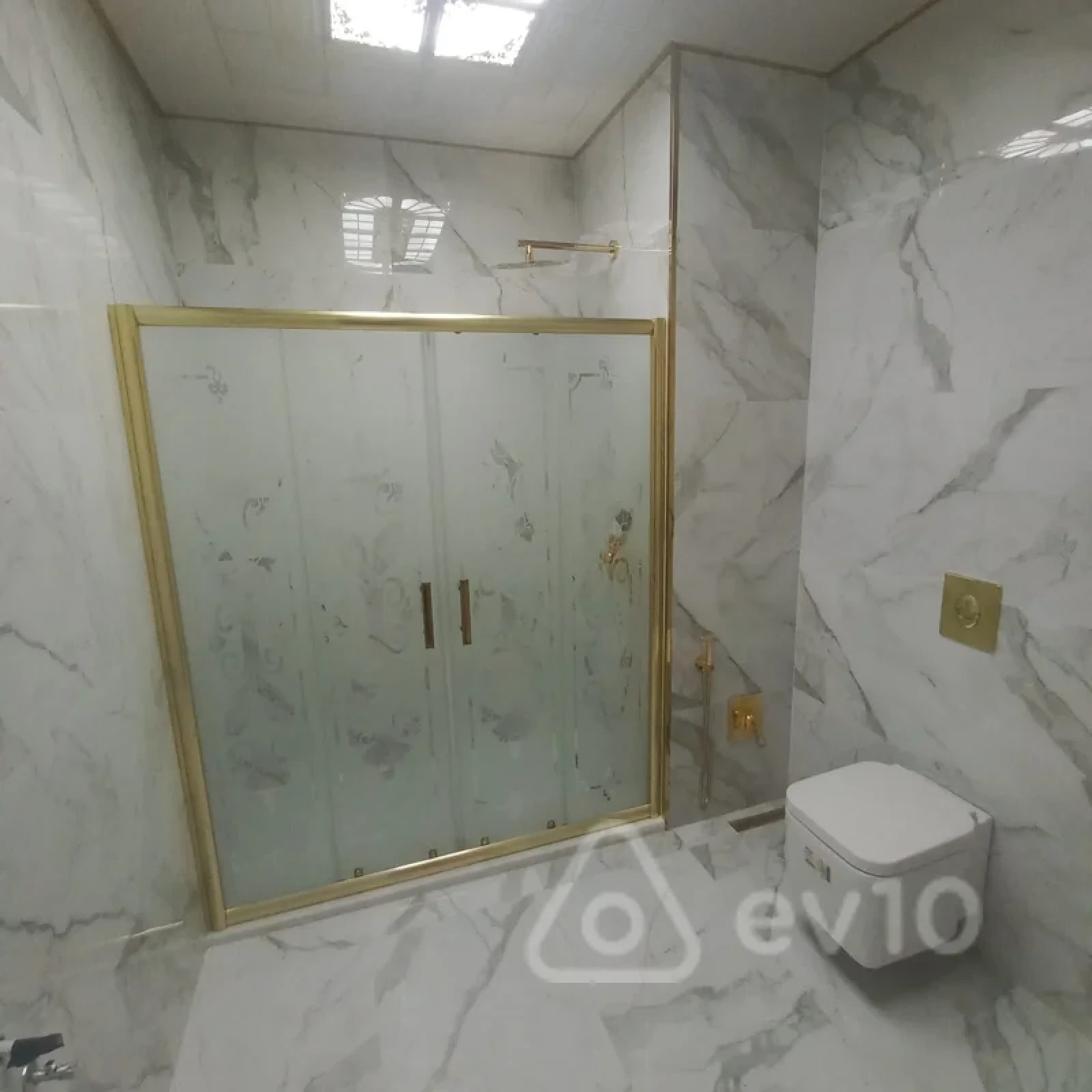 Kirayə verilir 3 otaqlı ofis 145 m²