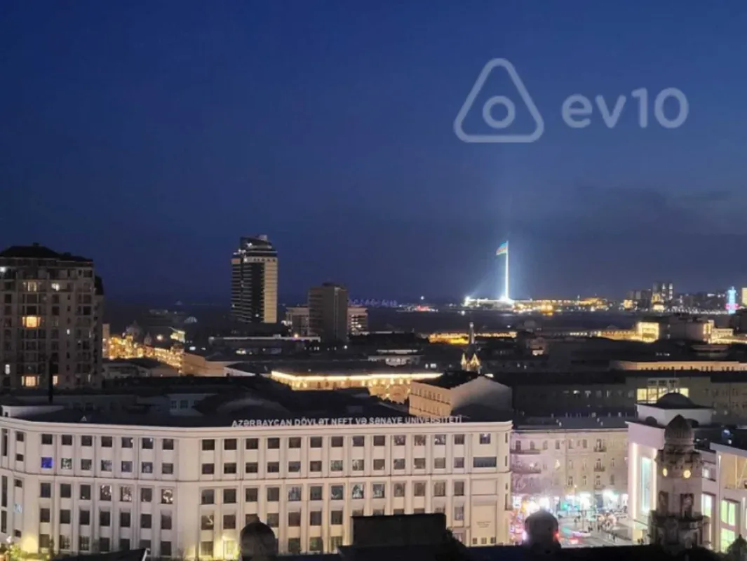 Kirayə verilir 2 otaqlı yeni tikili 80 m²