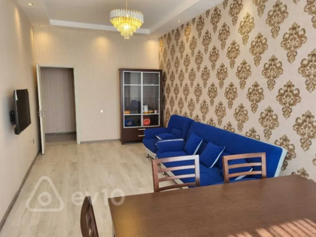 Kirayə verilir 2 otaqlı yeni tikili 80 m²