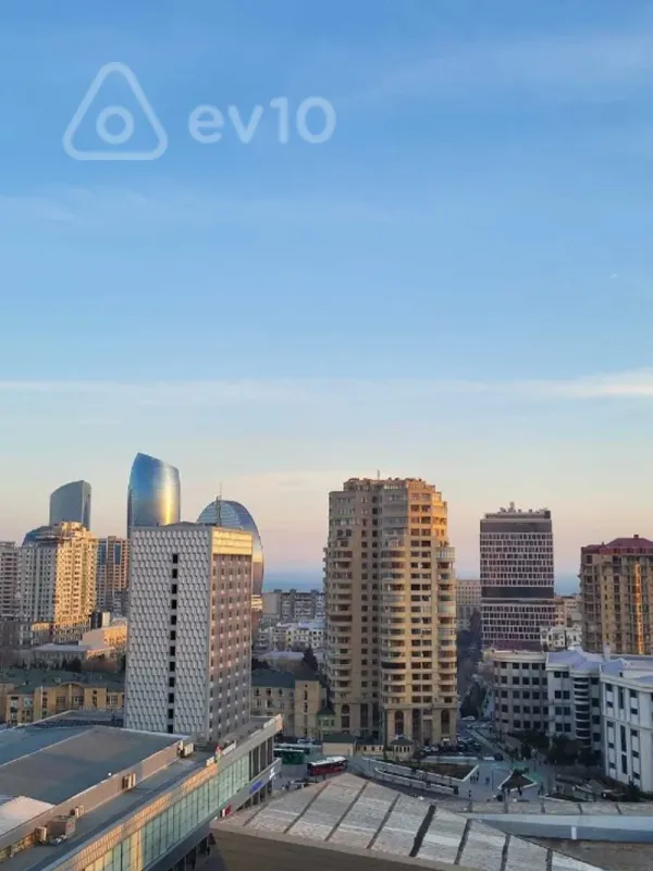 Kirayə verilir 2 otaqlı yeni tikili 80 m²