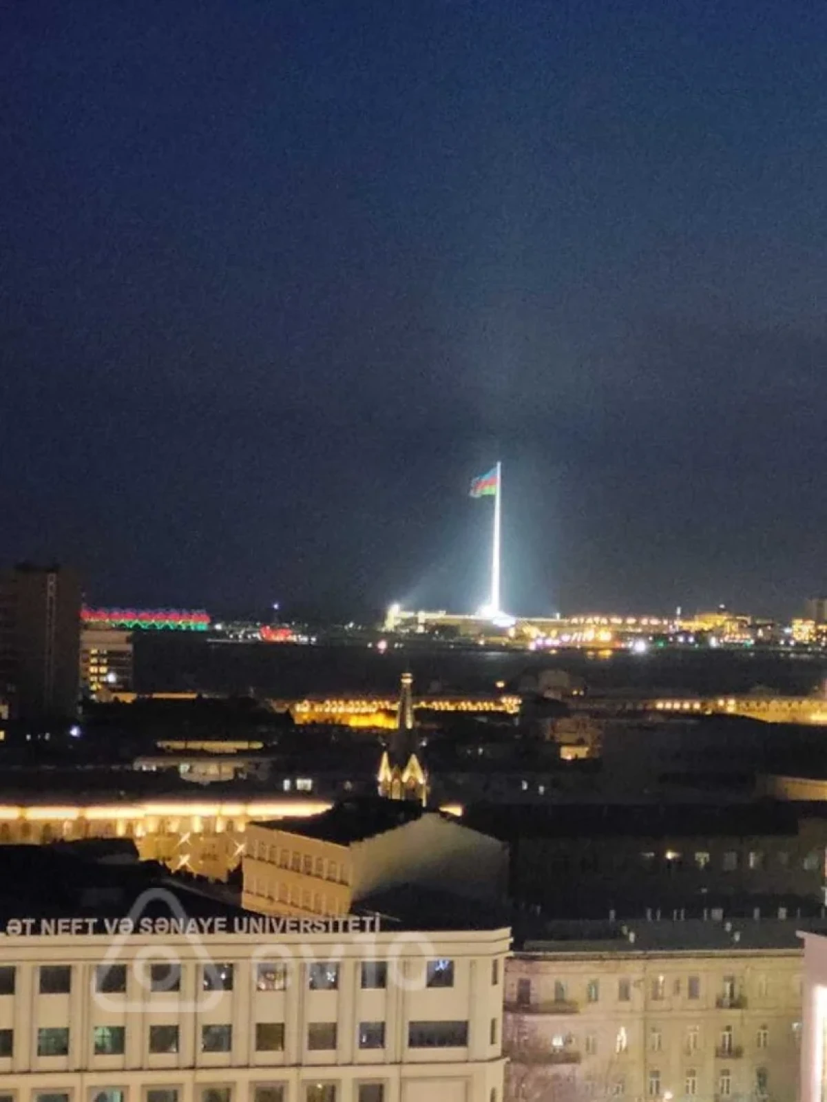 Kirayə verilir 2 otaqlı yeni tikili 80 m²