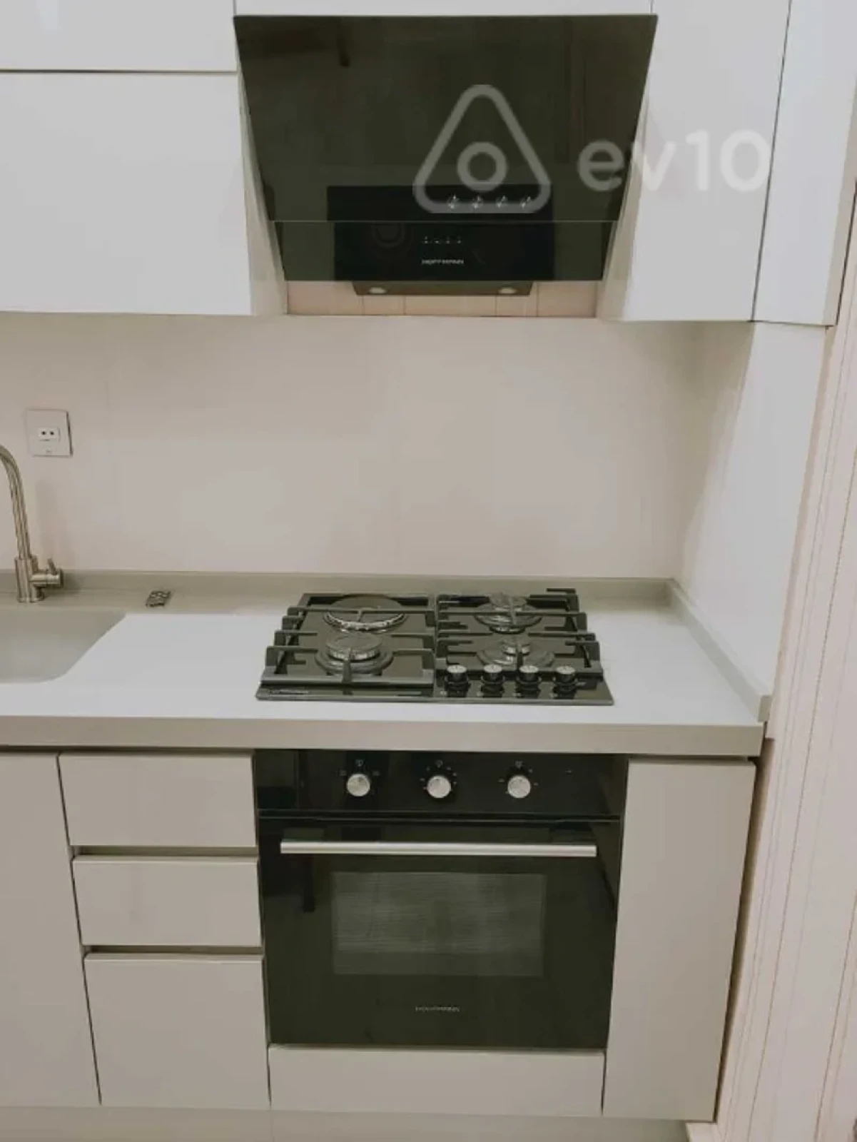 Kirayə verilir 2 otaqlı yeni tikili 80 m²