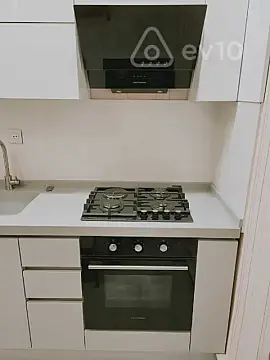 Kirayə verilir 2 otaqlı yeni tikili 80 m²