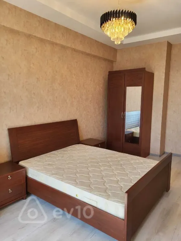 Kirayə verilir 2 otaqlı yeni tikili 80 m²